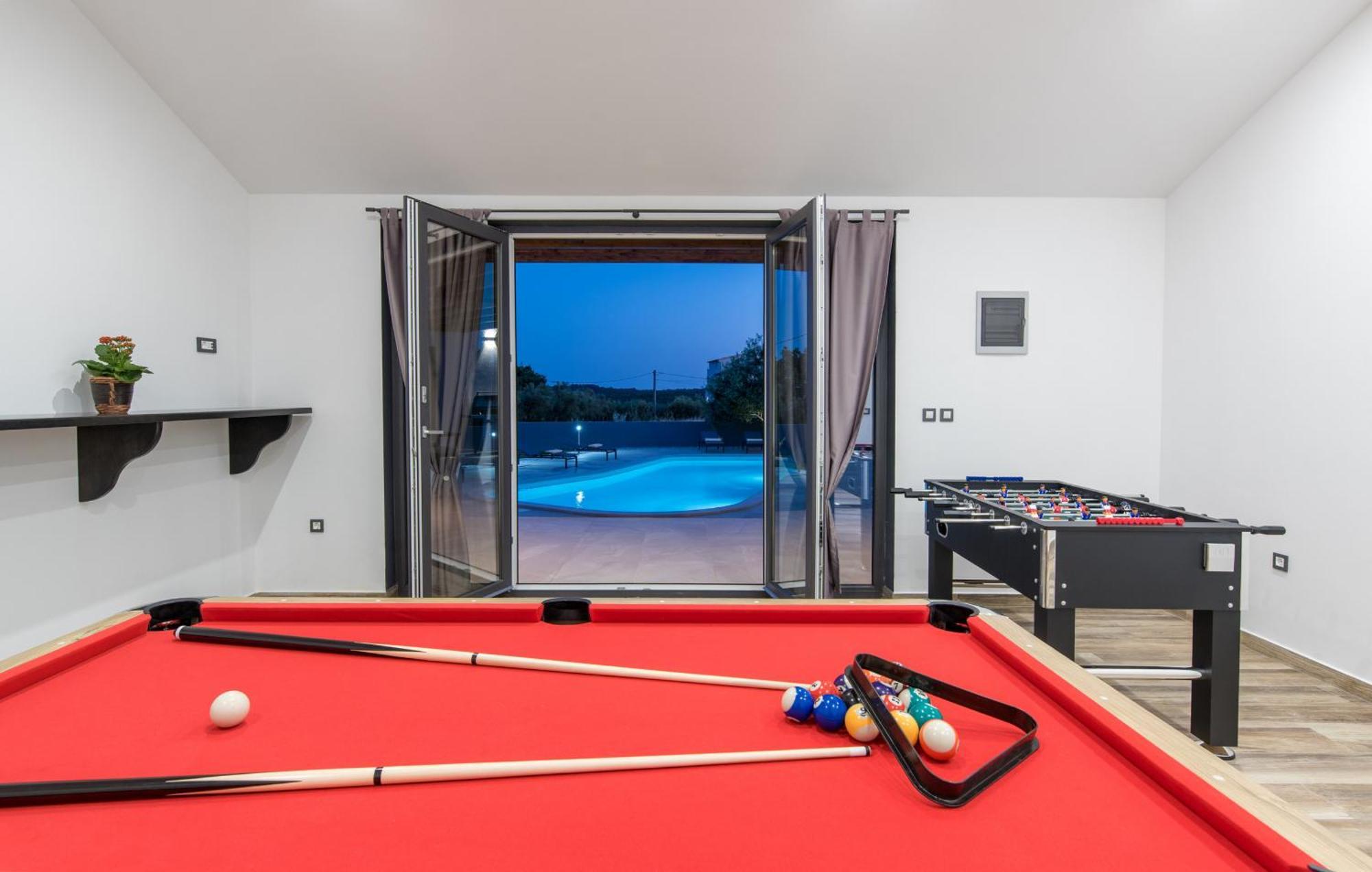 Villa Posidonia Near Pula With Sea View And Surrounded By Olive Trees Krnica Exteriör bild