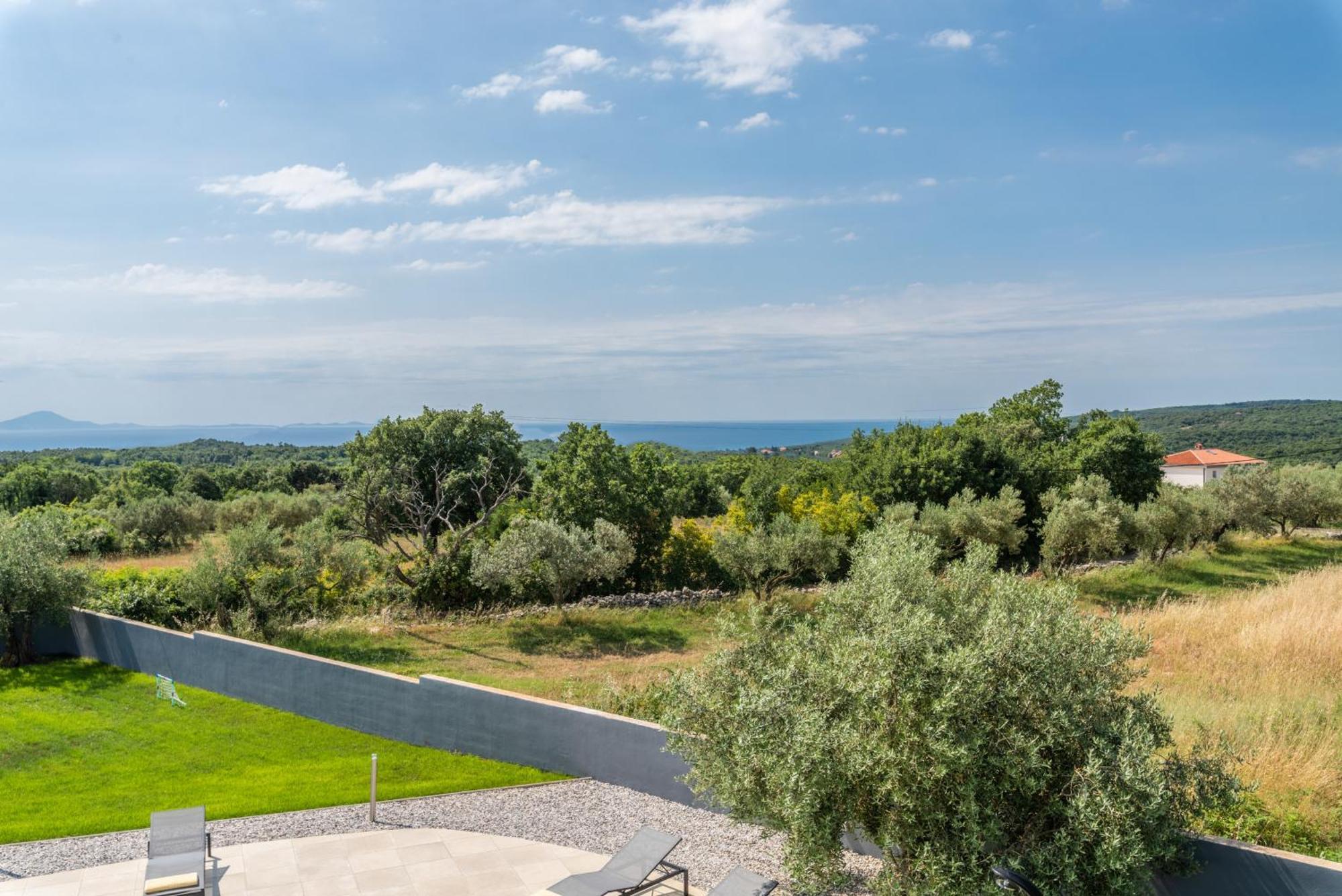 Villa Posidonia Near Pula With Sea View And Surrounded By Olive Trees Krnica Exteriör bild